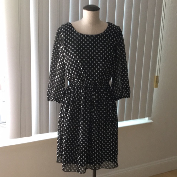 Dresses & Skirts - Dress